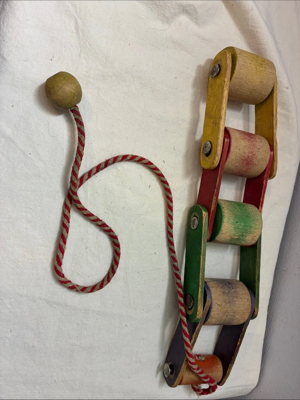Classic Wooden Pull Toy - Multicolor